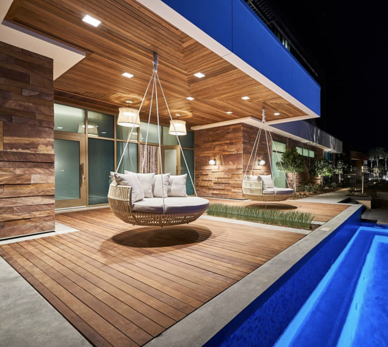 hanging swing