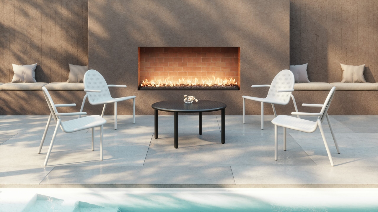 outdoor armchair