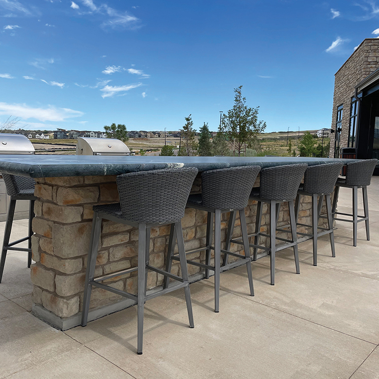 outdoor bar stools