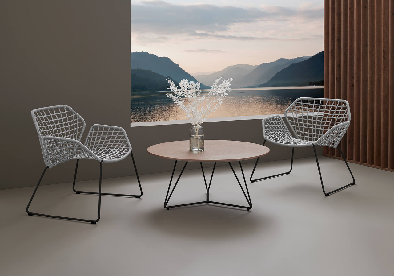 outdoor cafe table