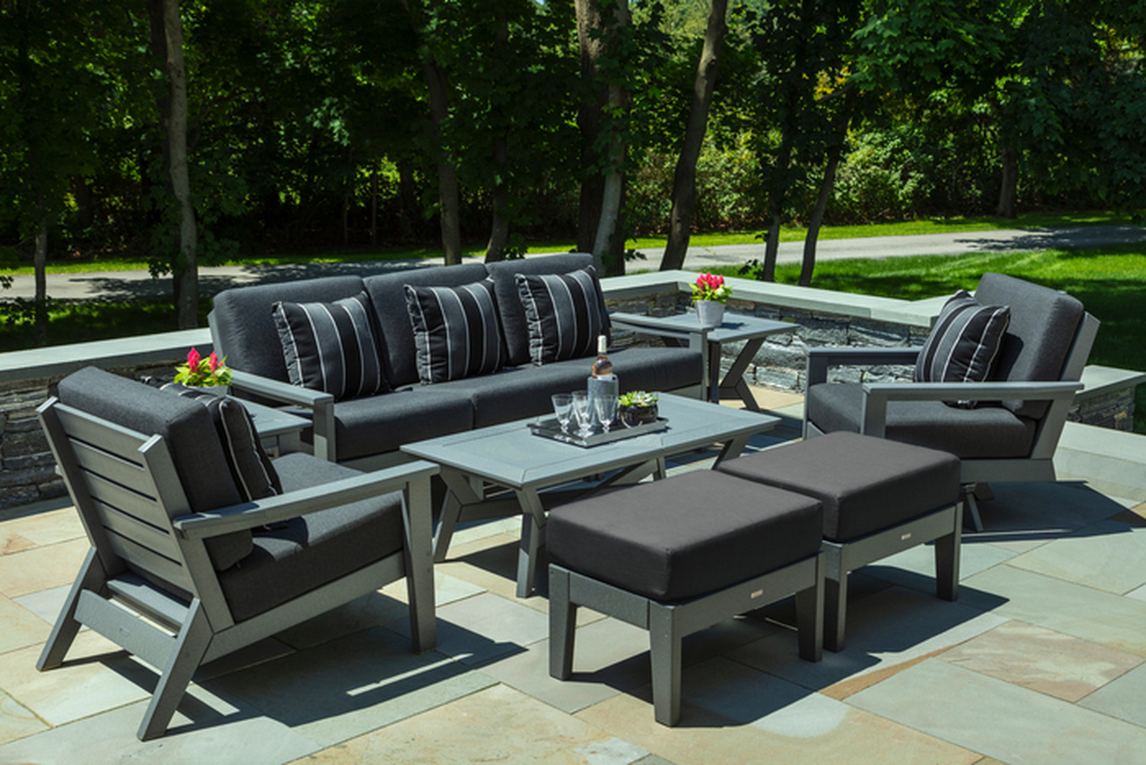 outdoor lounge 2