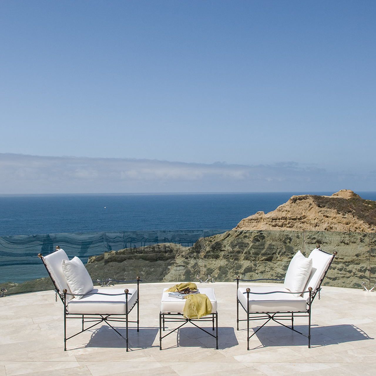 outdoor lounge