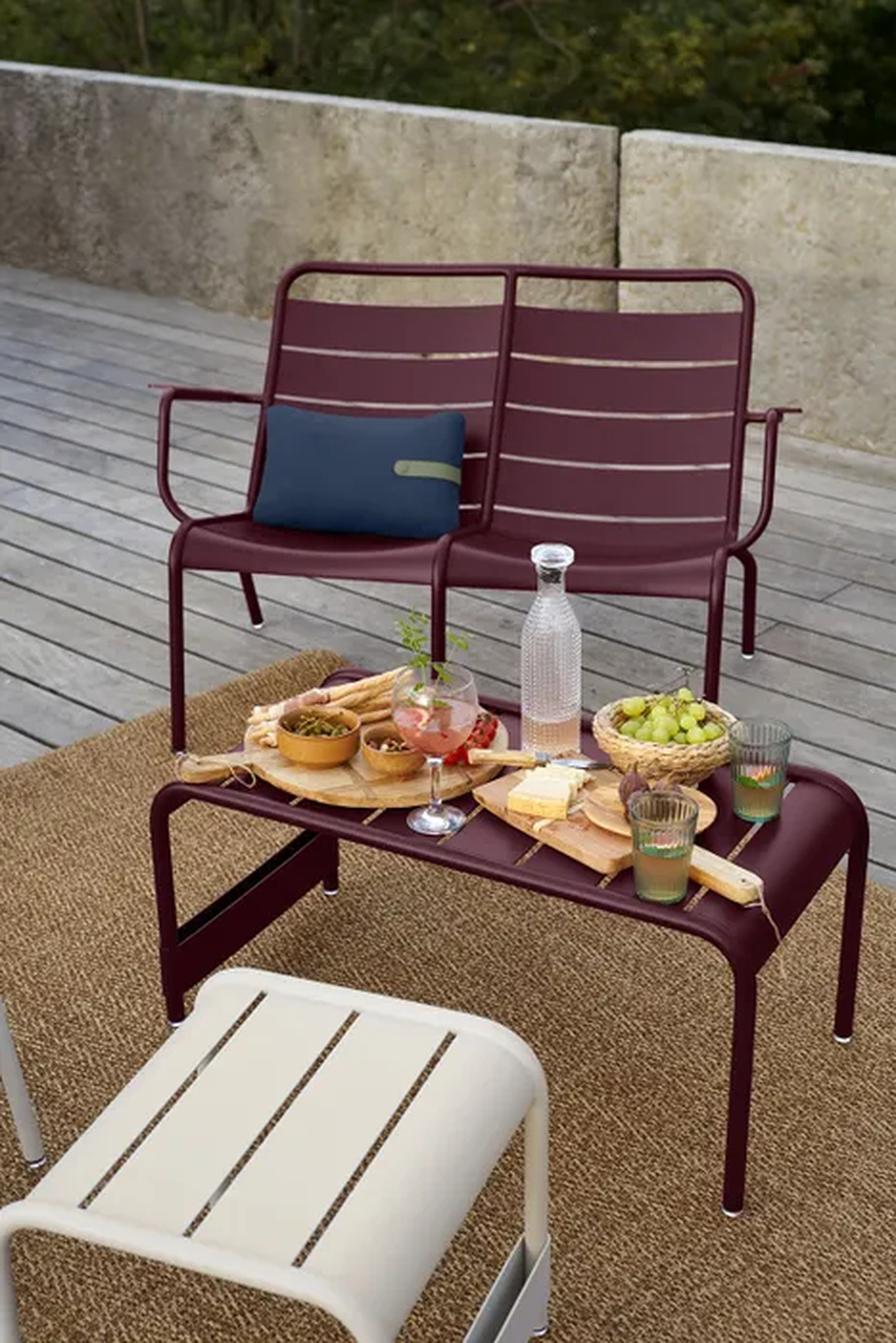 outdoor lounge chair
