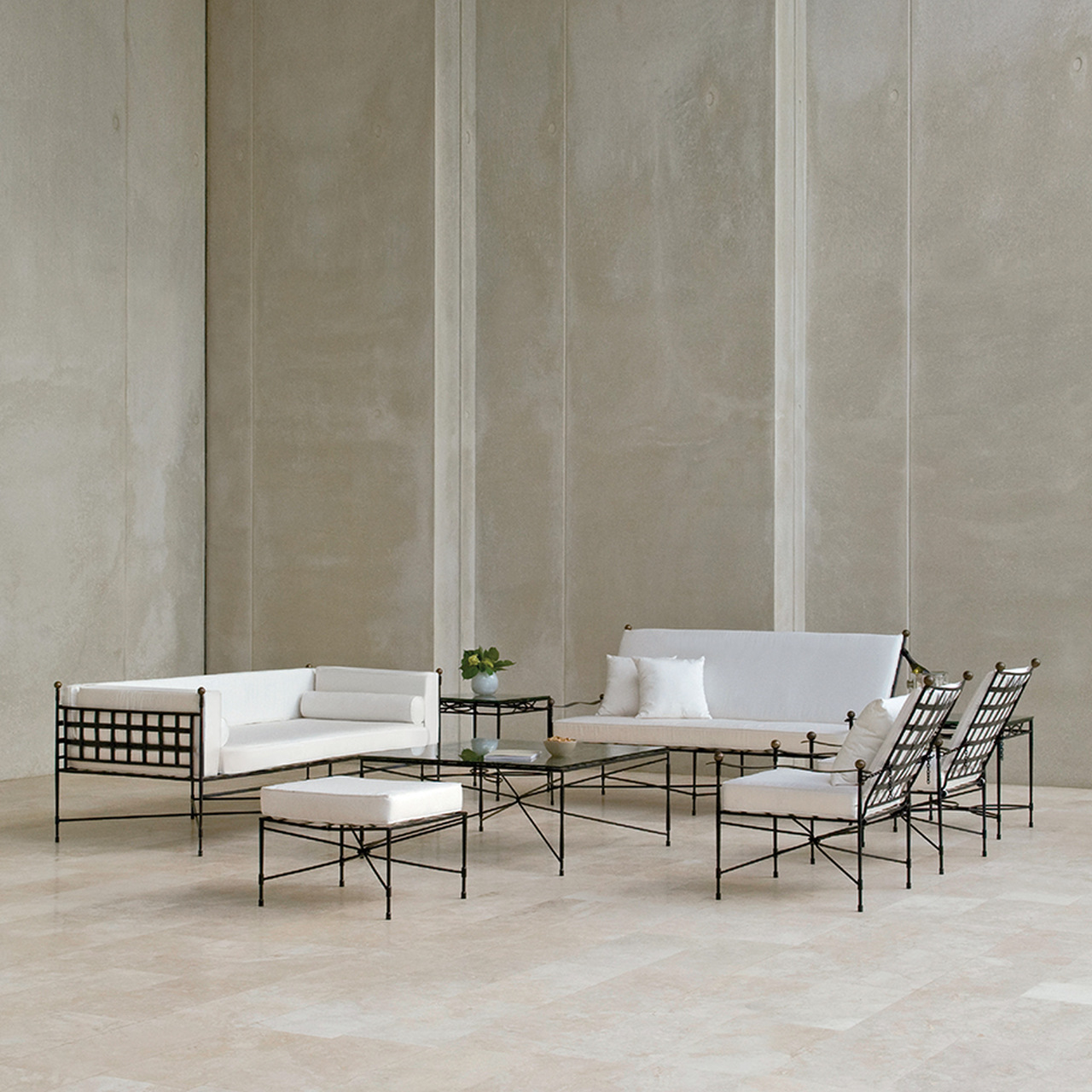 outdoor lounge chair