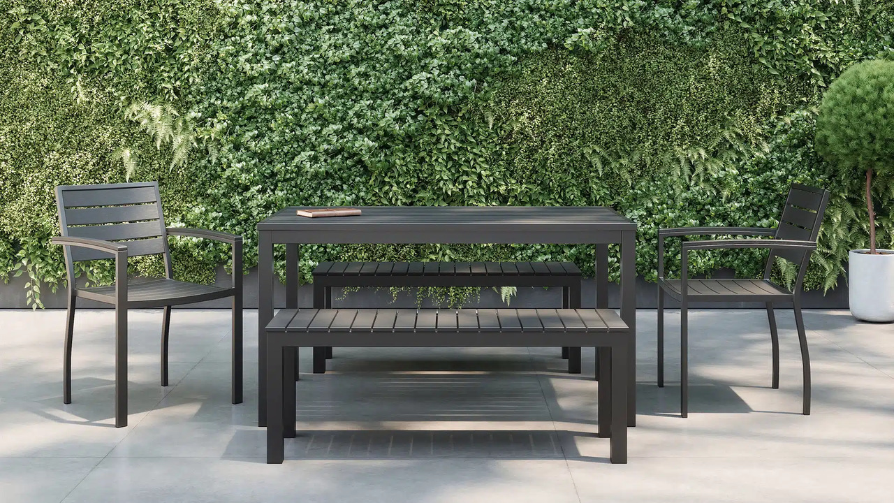 outdoor table