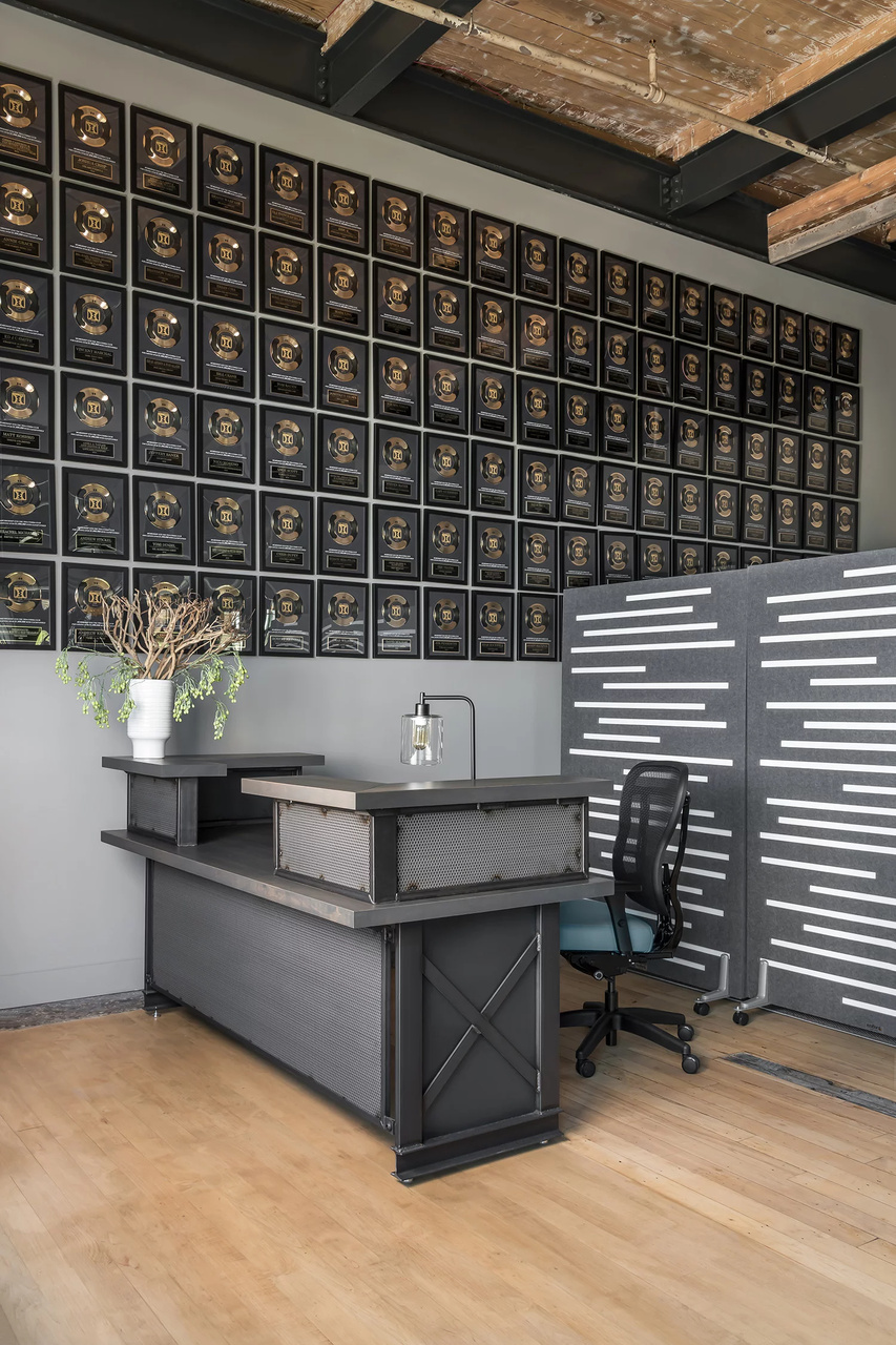 reception desk 4