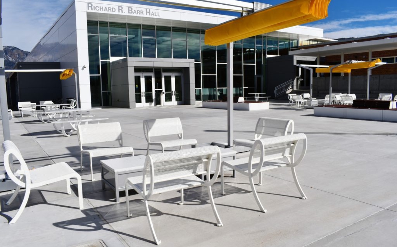 outdoor lounge