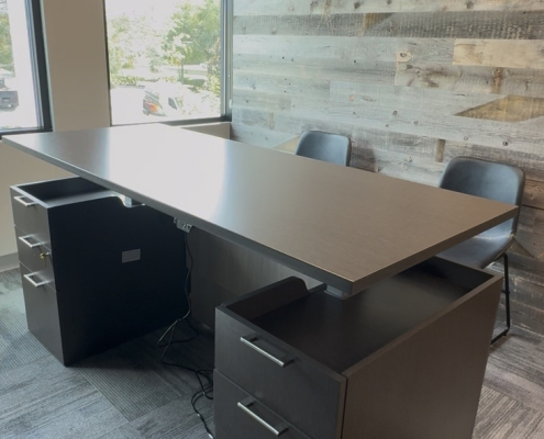 JRCC height adjustable desk